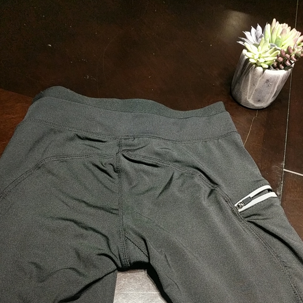 NWT Ardene yoga capris - Picture 3 of 7